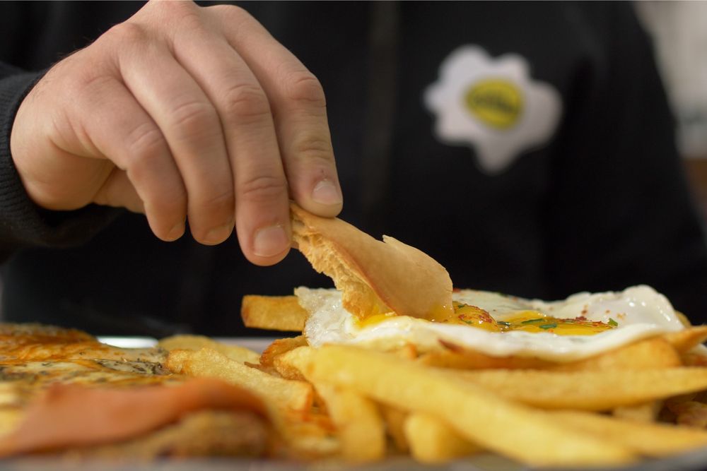 Antigourmet se destacó rápidamente en un mercado saturado de propuestas gastronómicas por su enfoque auténtico.