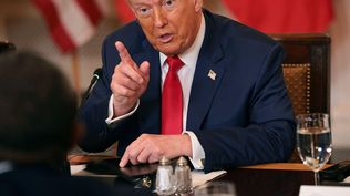 Trump sostuvo que hay una "caza de brujas" contra Bolsonaro en Brasil y advirtió que subirá los aranceles al país.