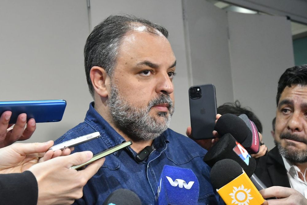 Charles Carrera, exsenador del Frente Amplio