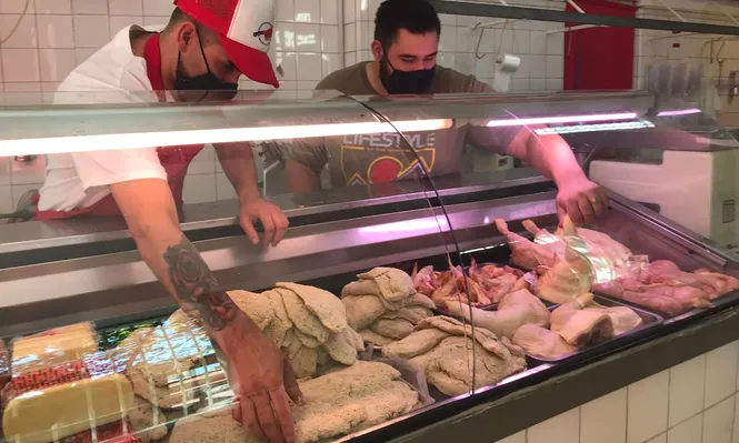 Precios estables o en baja para el pollo.