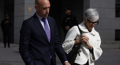 El expresidente de la Real Federación Española de Fútbol (RFEF), Luis Rubiales, llega a la Audiencia Nacional