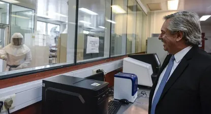 Argentina, entre el “impuesto a los ricos” y el tabú del recorte al empleo público