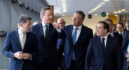 El ministro principal de Gibraltar, Fabian Picardo; el ministro de Exteriores británico, David Cameron; el vicepresidente de la Comisión Europea Maros Sefcovic ; y el ministro de Exteriores español, José Manuel Albares