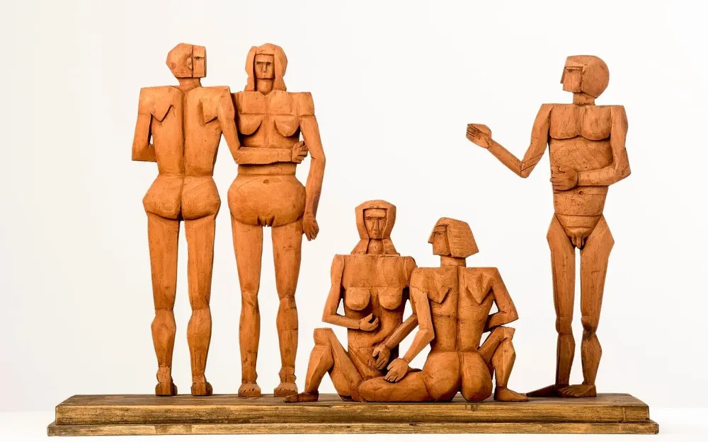Personajes, 1992 Madera tallada, 53 x 79 x 32 cm Colección privada, Montevideo