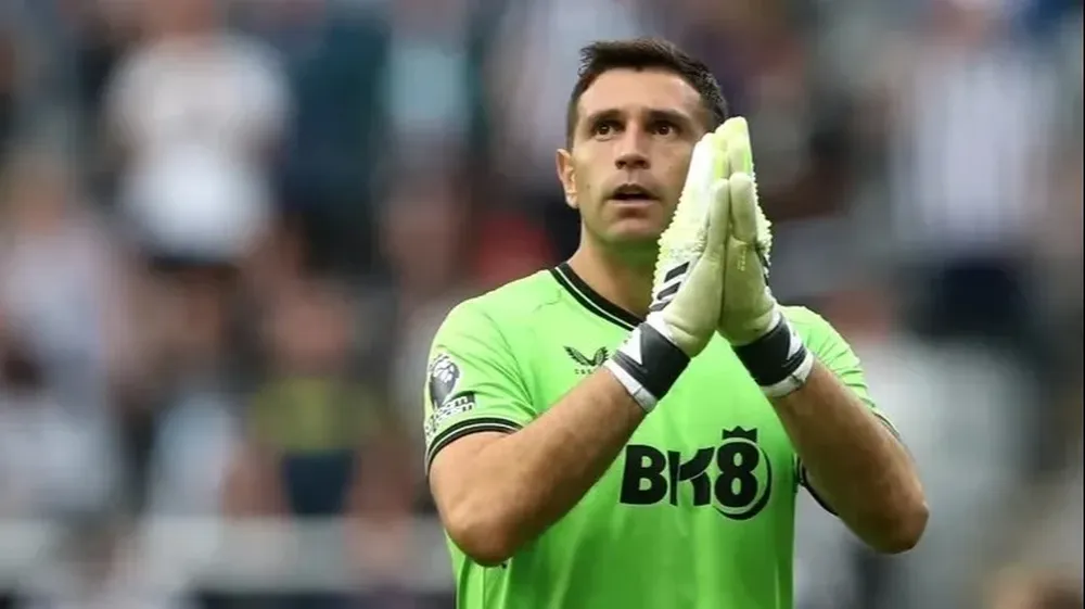 Un mal domingo para el Dibu