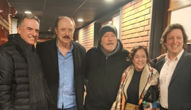 entre buena musica y charla amena, orsi fue al show de ruben blades y se encontro con jaime roos