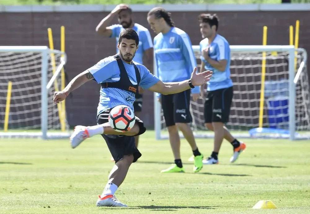 Suárez en uno de los entrenamientos de Uruguay en EEUU. ¿Jugará ante Jamaica?