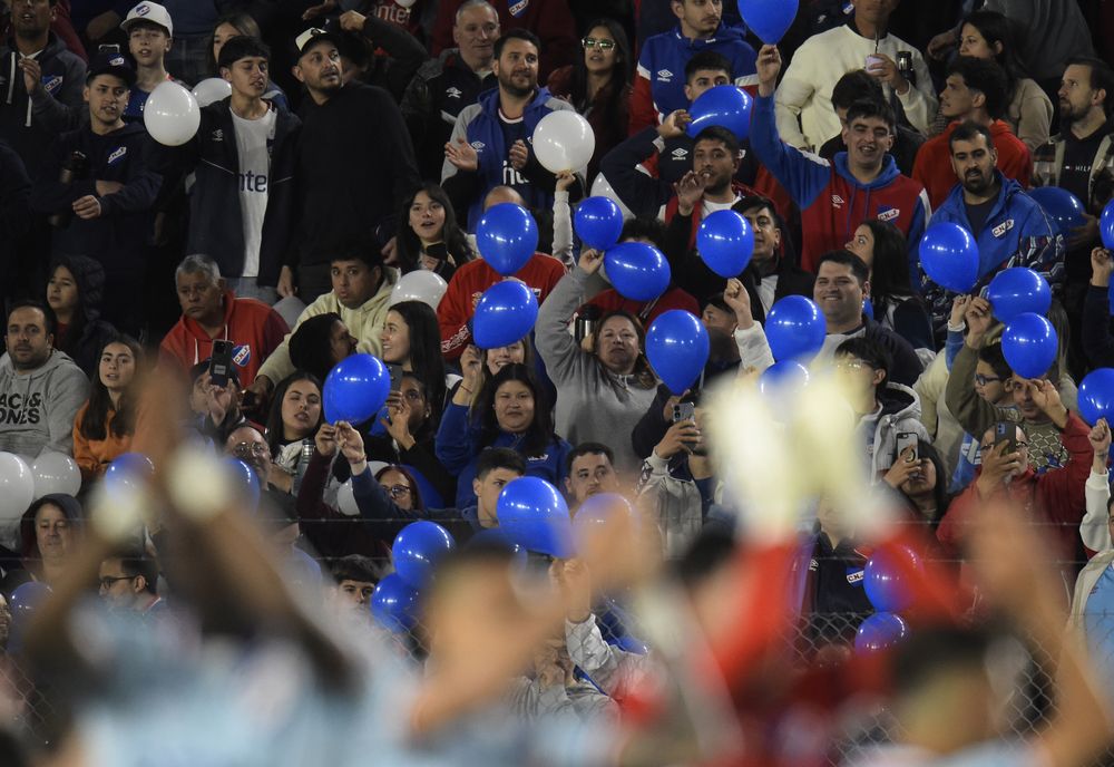 Los hinchas de Nacional volvieron al Gran Parque Central
