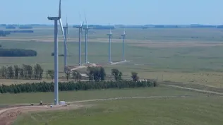 El parque eólico está ubicado sobre el kilómetro 320 de ruta 5 enTacuarembó.