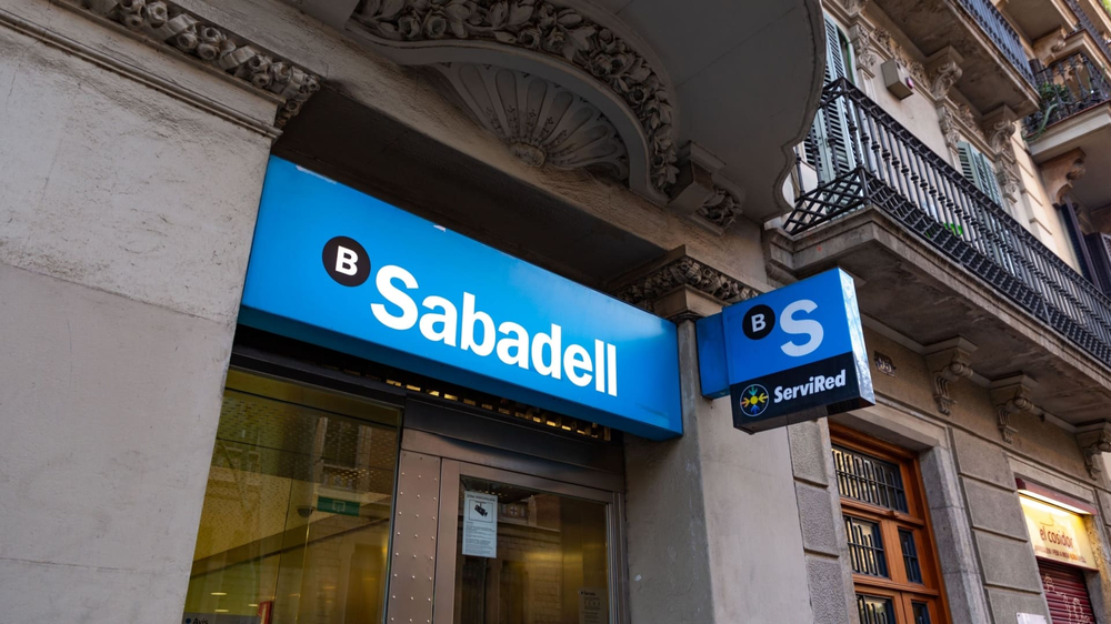 El Banco Sabadell y una dura advertencia sobre la OPA del BBVA.