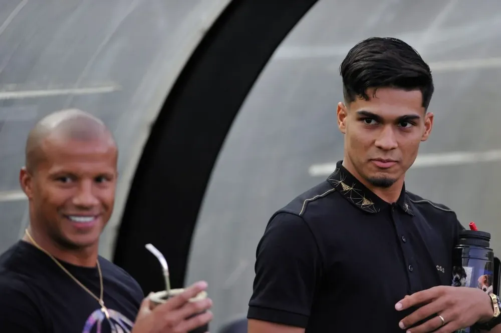 Arezo y el Pato Sánchez