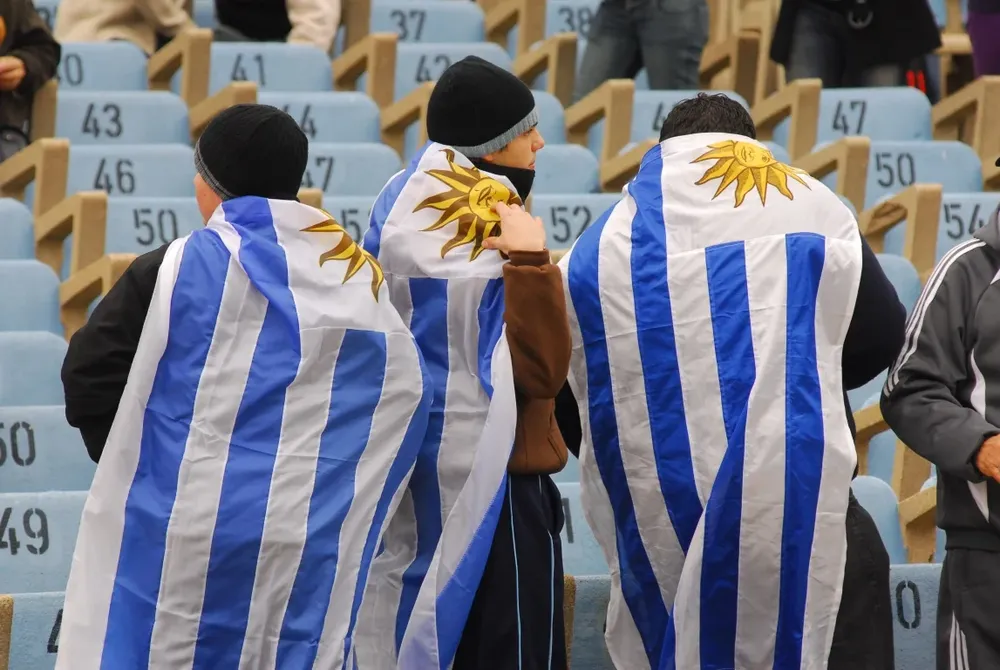 A alentar a la selección uruguaya