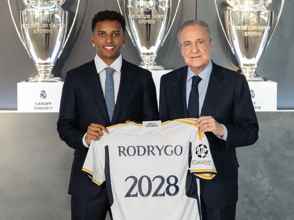 Rodrygo renovó con el Real Madrid.