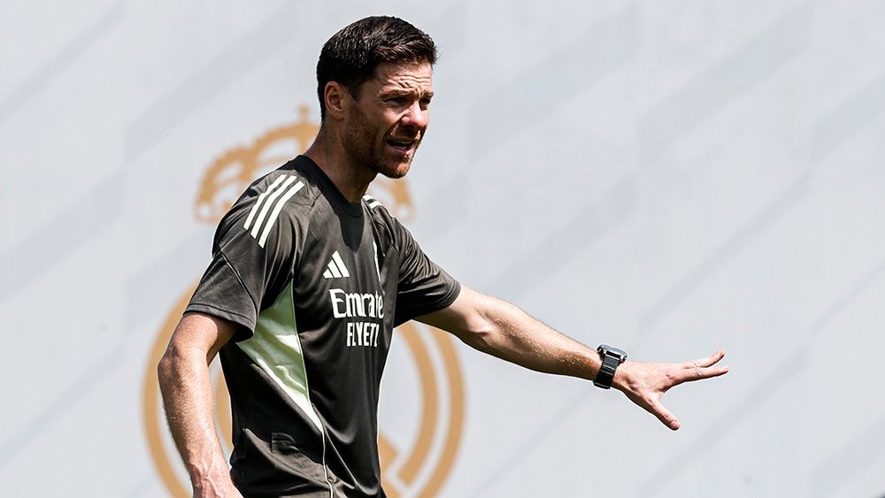 Xabi Alonso en su primer día en Real Madrid Xabi Alonso en su primer día en Real Madrid