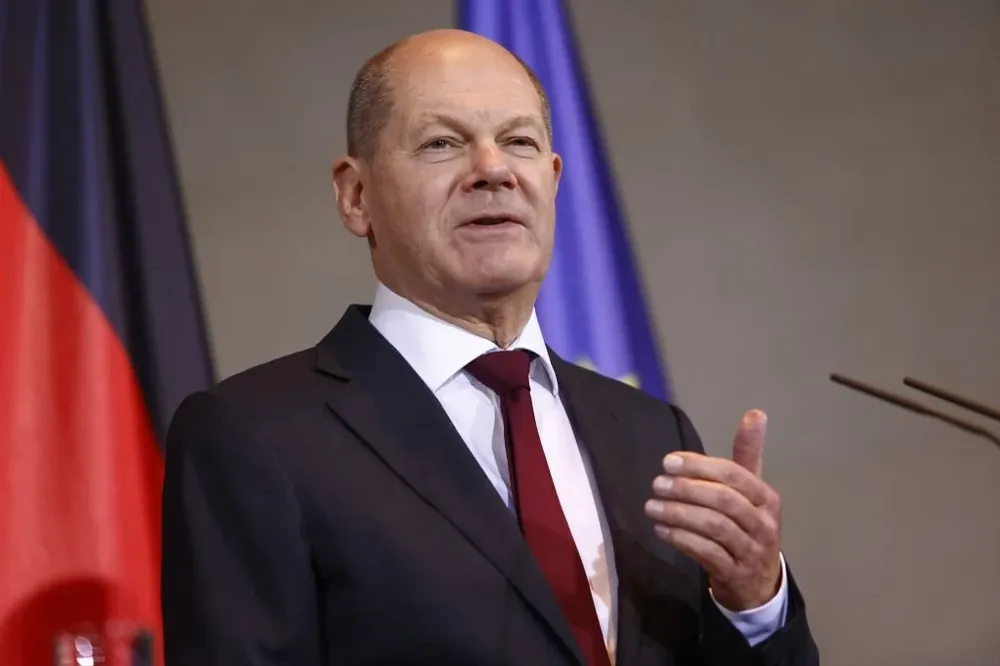 El canciller Olaf Scholz expresa una posición conciliadora para superar las diferencias y concretar un compromiso que haga realidad lo acordado en 2019.