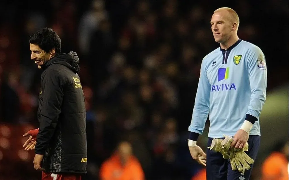 La sonrisa de Suárez y la mirada de Ruddy