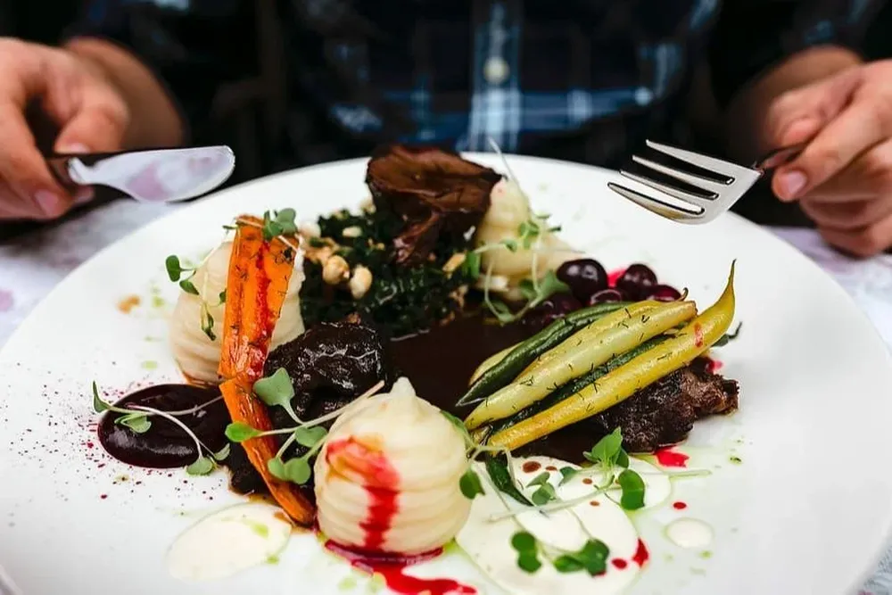 Vietnam e Indonesia tienen un consumo de carne que principalmente se da en restaurantes.