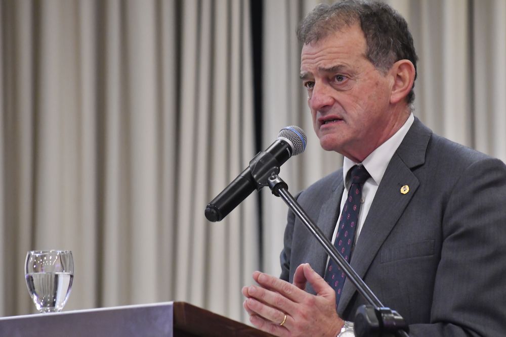 Guido Manini Ríos. Archivo