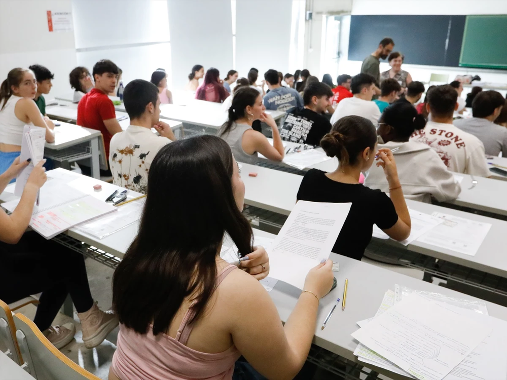 Todo lo que hay que saber para aplicar por las Becas MEC 2025-2026 en España.&nbsp;