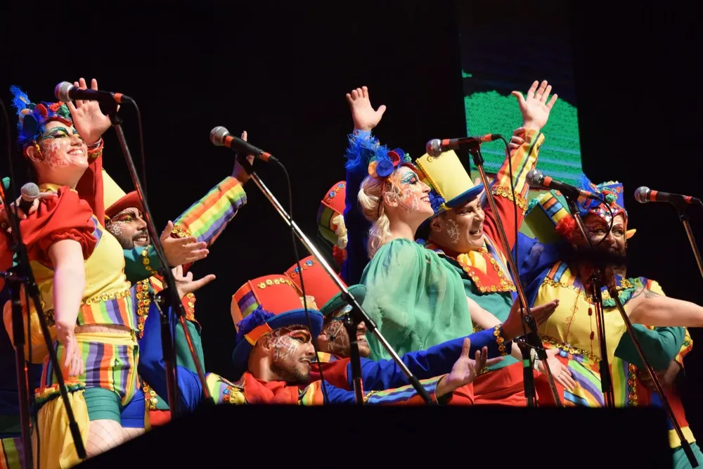 Humoristas Sociedad Anónima.