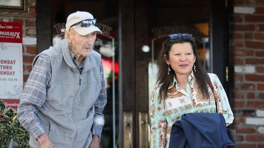 Gene Hackman y su esposa&nbsp;Betsy Arakawa