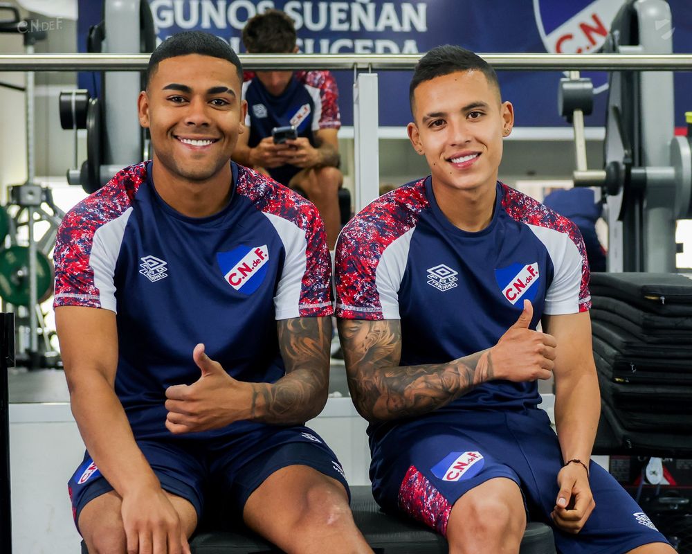 Juan Cruz De los Santos y Jhon Guzmán en la pretemporada 2026 de Nacional