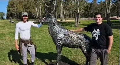 Las esculturas que recibió Edinson Cavani del artista Joaquín Arbiza