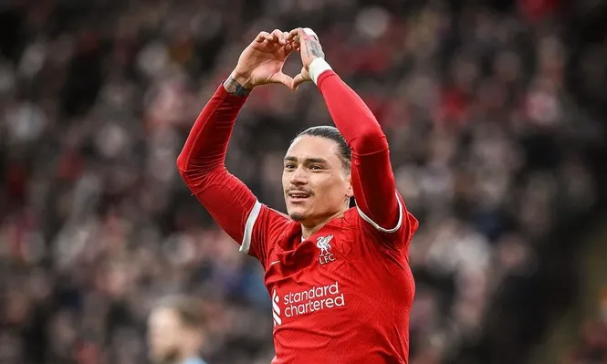 Darwin Núñez comienza otra temporada en Liverpool