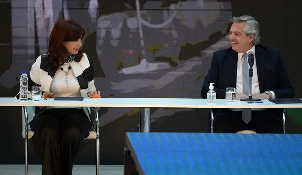 La vicepresidenta argentina, Cristina Fernández de Kirchner, junto al presidente Alberto Fernández
