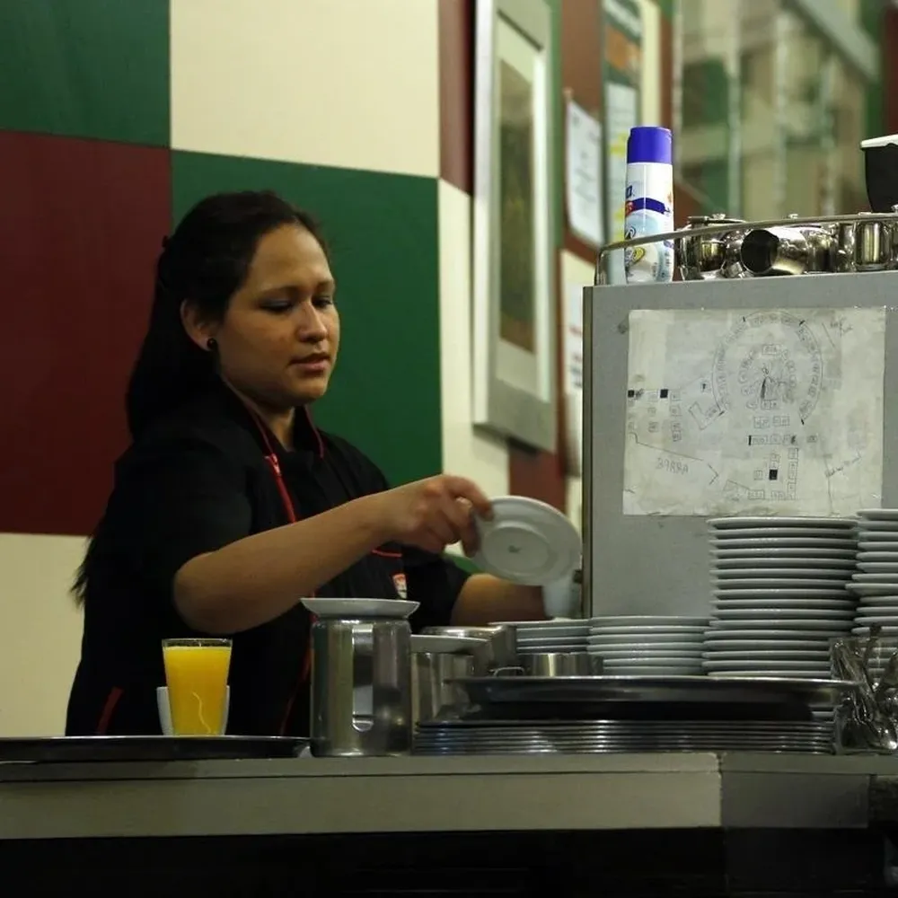 El desplome de la hostelería generó la pérdida de afiliados en noviembre.