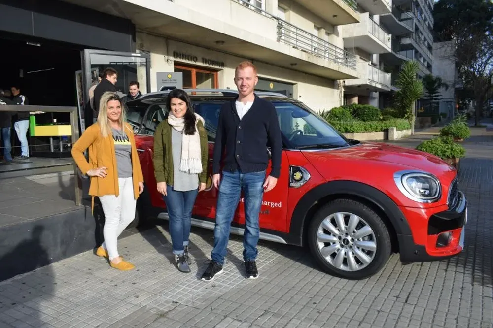 Andrea Larralde, Sirley Teixeira y Boris Goldenberg