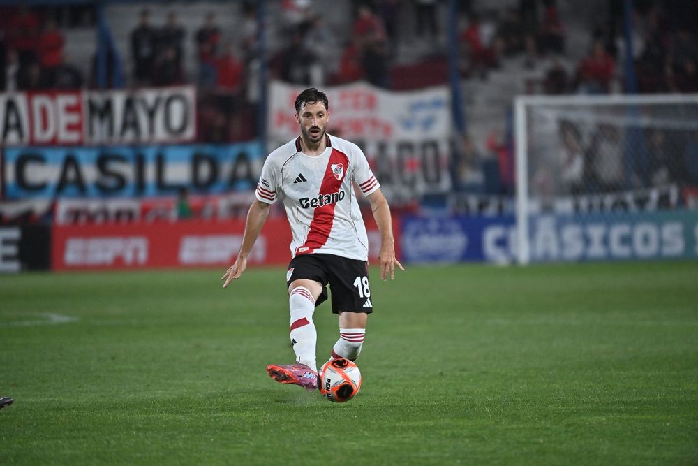 Matías Viña debutó en River Plate
