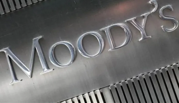 Moodys redujo perspectiva a nota del sistema bancario uruguayo
