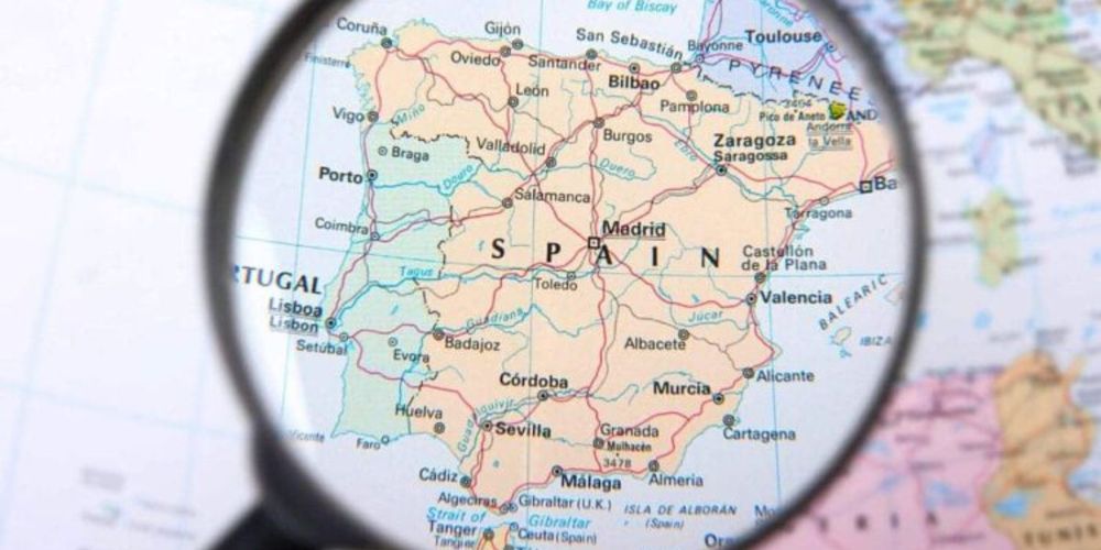 APELLIDO ESPAÑA.jpg