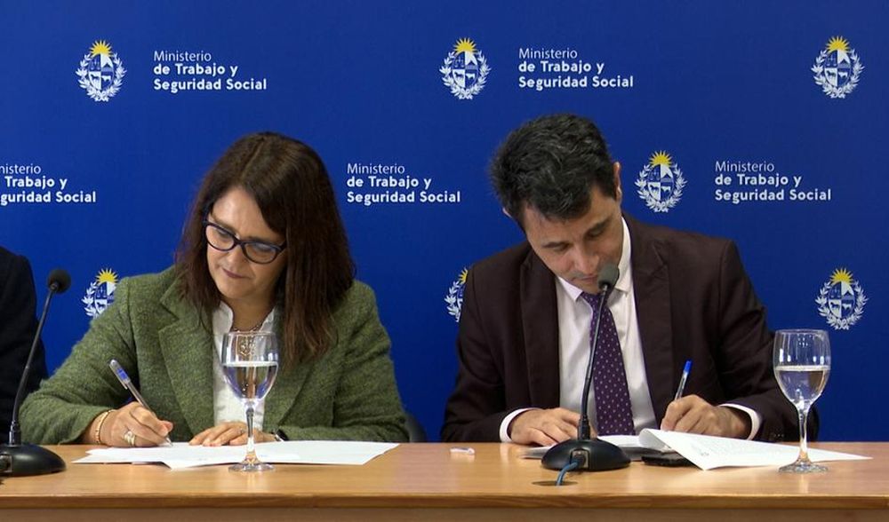 Acuerdo capacitacion laboral jovenes 16 a 24 Ministerio de Trabajo y Seguridad Social y Movistar.jpg