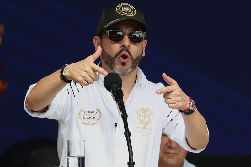 De la Espriella impulsa la Ley de Sometimiento para poner fin a la Paz Total de Petro en Colombia