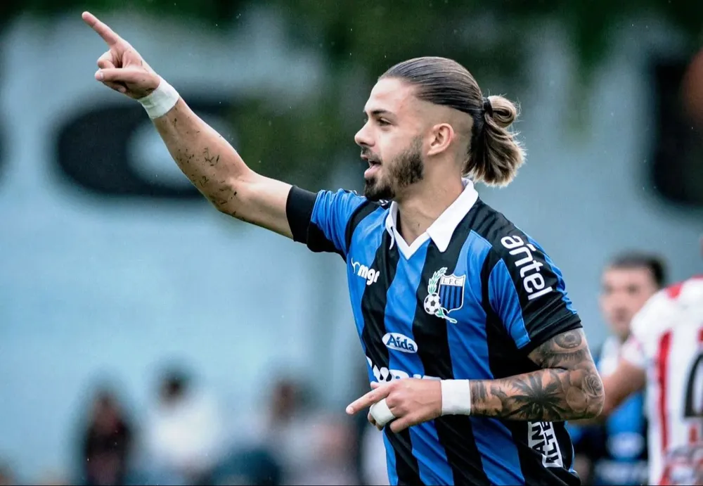 Thiago Vecino, penal es gol