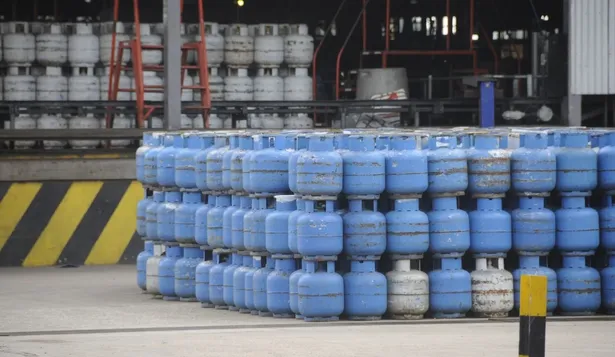 Precio de supergás sigue congelado y amplía brecha con paridad de importación