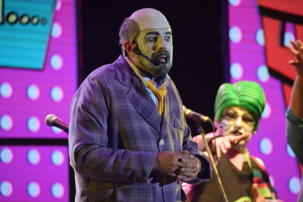 Rusito González como Pablo Mieres.