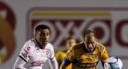 Nico López marcó un doblete