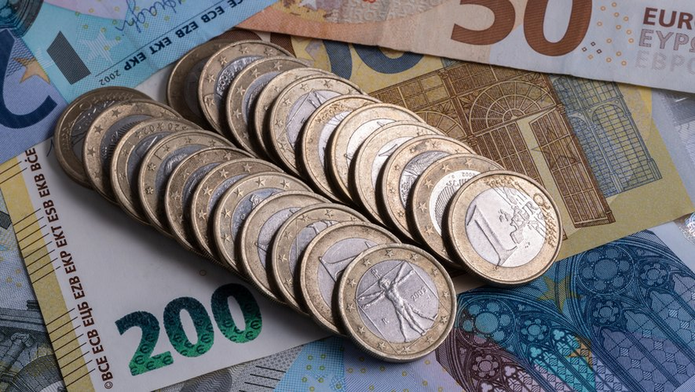 Bulgaria adoptará el euro a partir del 1 de enero de .