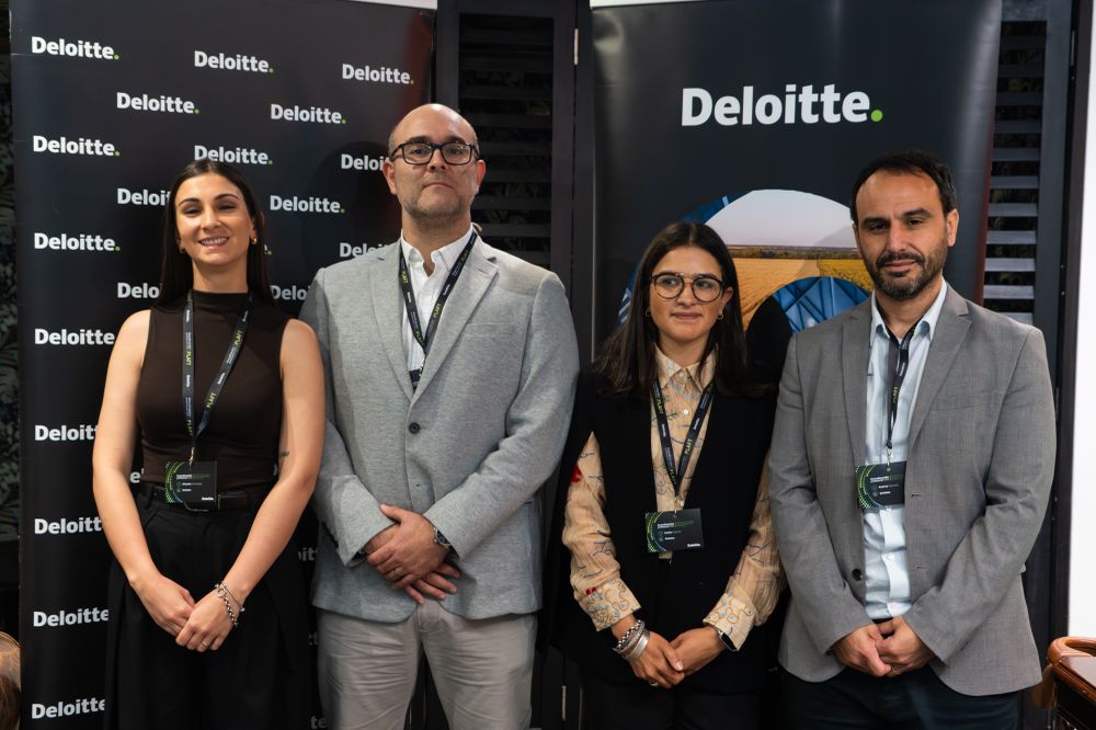 Micaela Hernández, Mauricio Roldán, María Emilia Esquivel, Andrés Sarcuno.