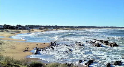 Rematan terrenos en la costa de Rocha y en Canelones