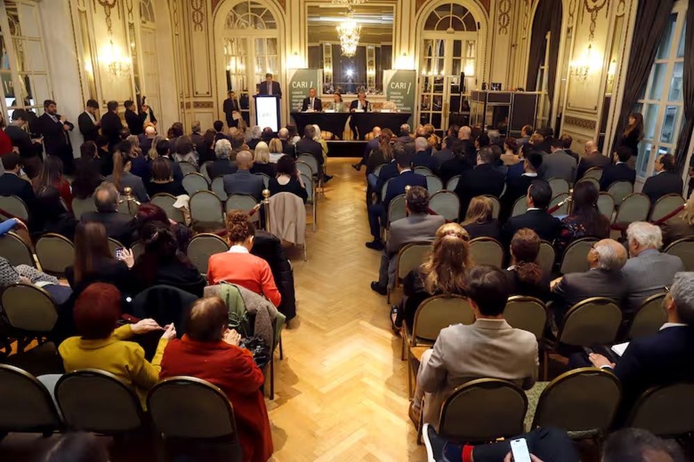 Evento del CARI con la OCDE en el hotel Alvear