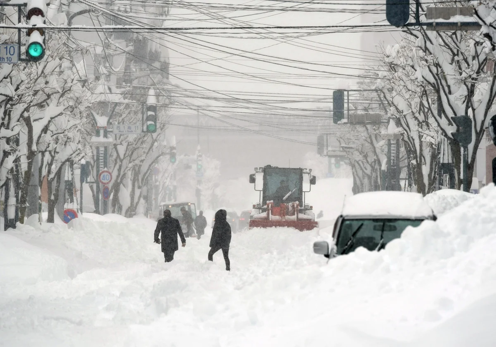 Un temporal de nieve afecta al norte de Japón.