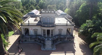 El edificio en Uruguay que se construyó para un cónsul italiano en 1870 y fue escenario de una historia de poder y encierro