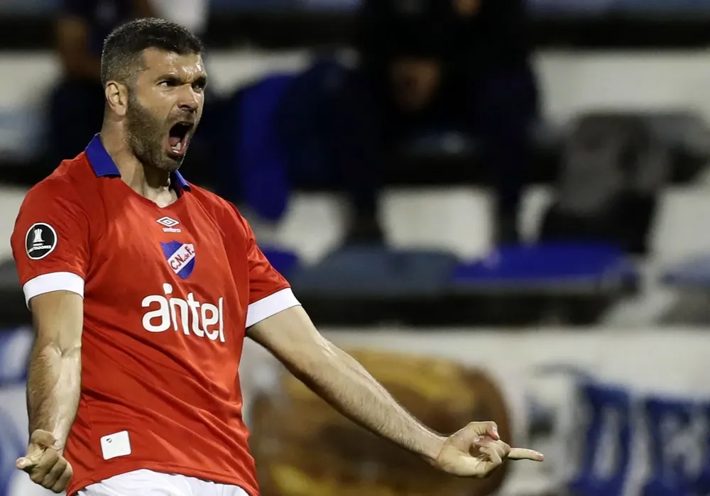 Gigliotti fue figura ante Vélez
