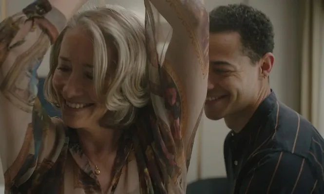 Emma Thompson protagoniza junto a Daryl McCormack Buena suerte, Leo Grande