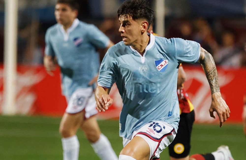 Alexis Castro de Nacional ante Progreso