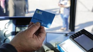 Aumentó el boleto de colectivos de 103 líneas que circulan en el AMBA